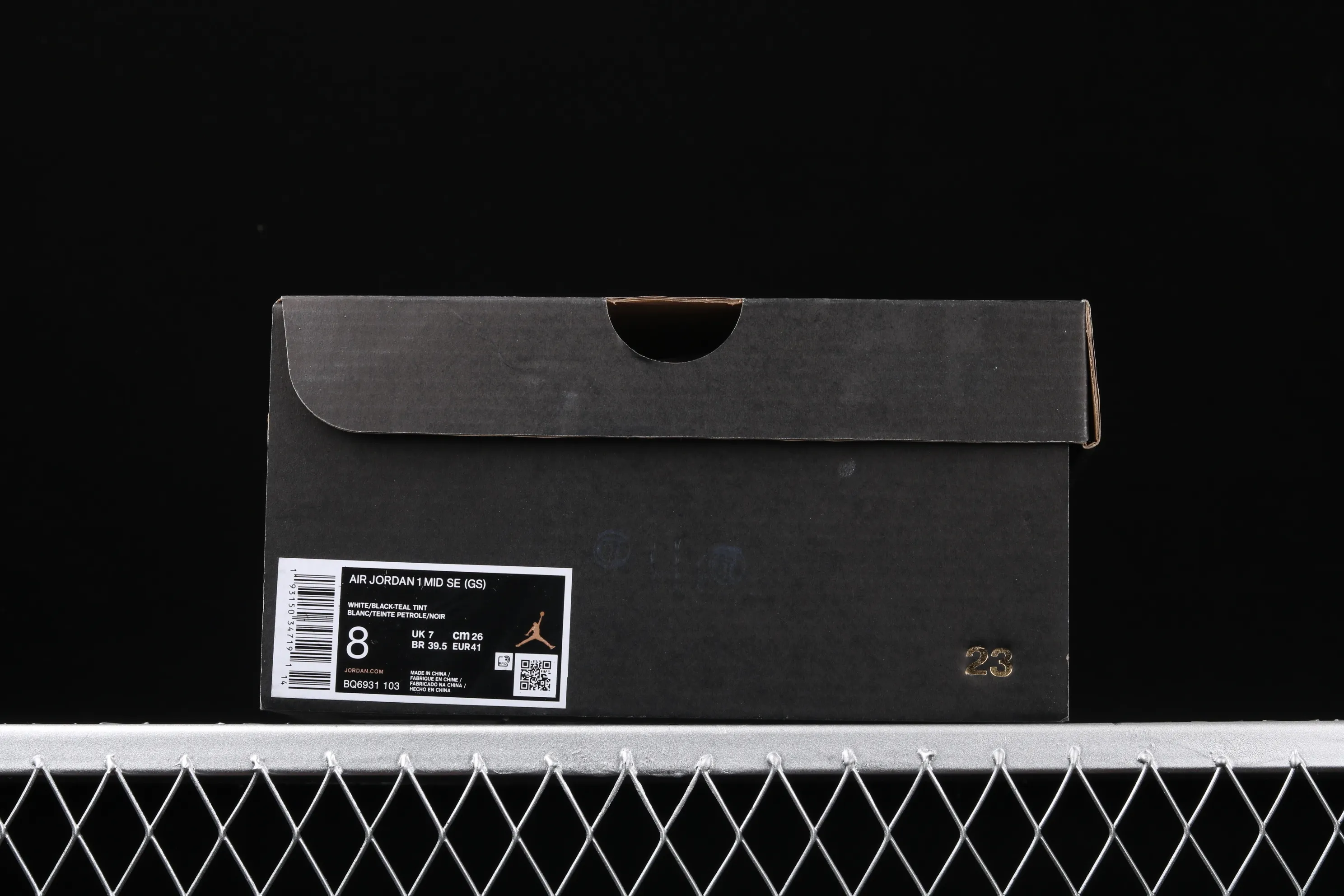 All categories Air Jordan Jordan series basketball shoes Air Jordan 1 Mid Air Jordan 1 Mid AJ1 Joe 1 black and white color luminous starry mid-top BQ6931-103